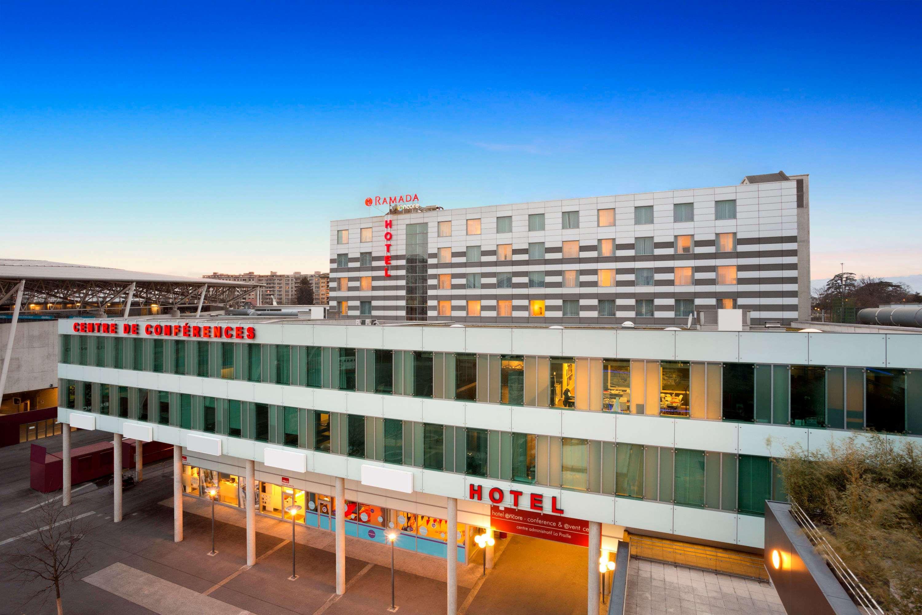 Ramada Encore By Wyndham Geneva Hotel Exterior photo