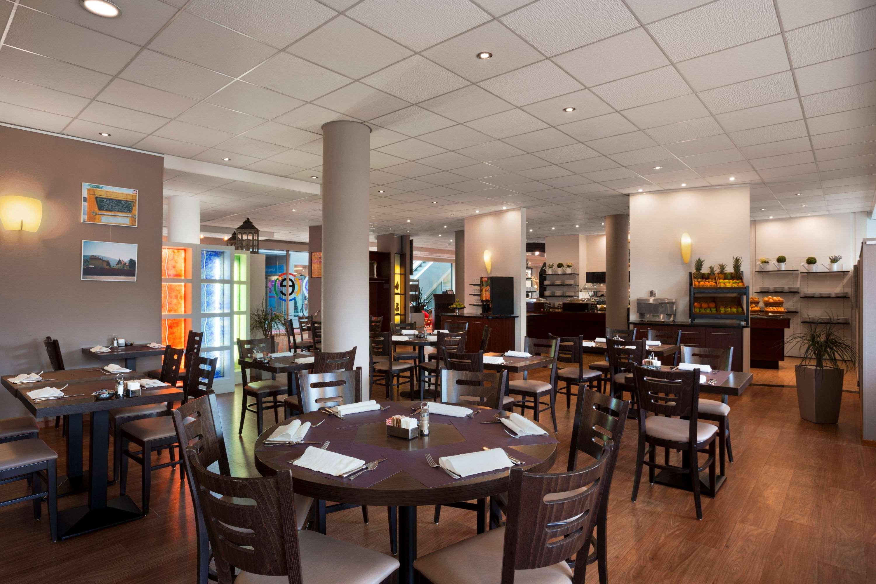 Ramada Encore By Wyndham Geneva Carouge Exterior photo