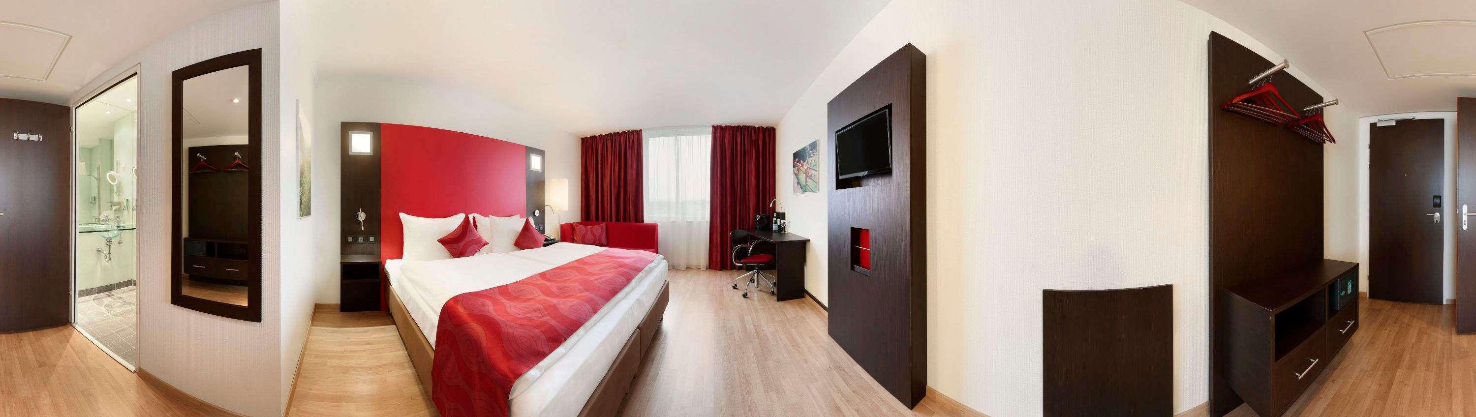 Ramada Encore By Wyndham Geneva Carouge Exterior photo
