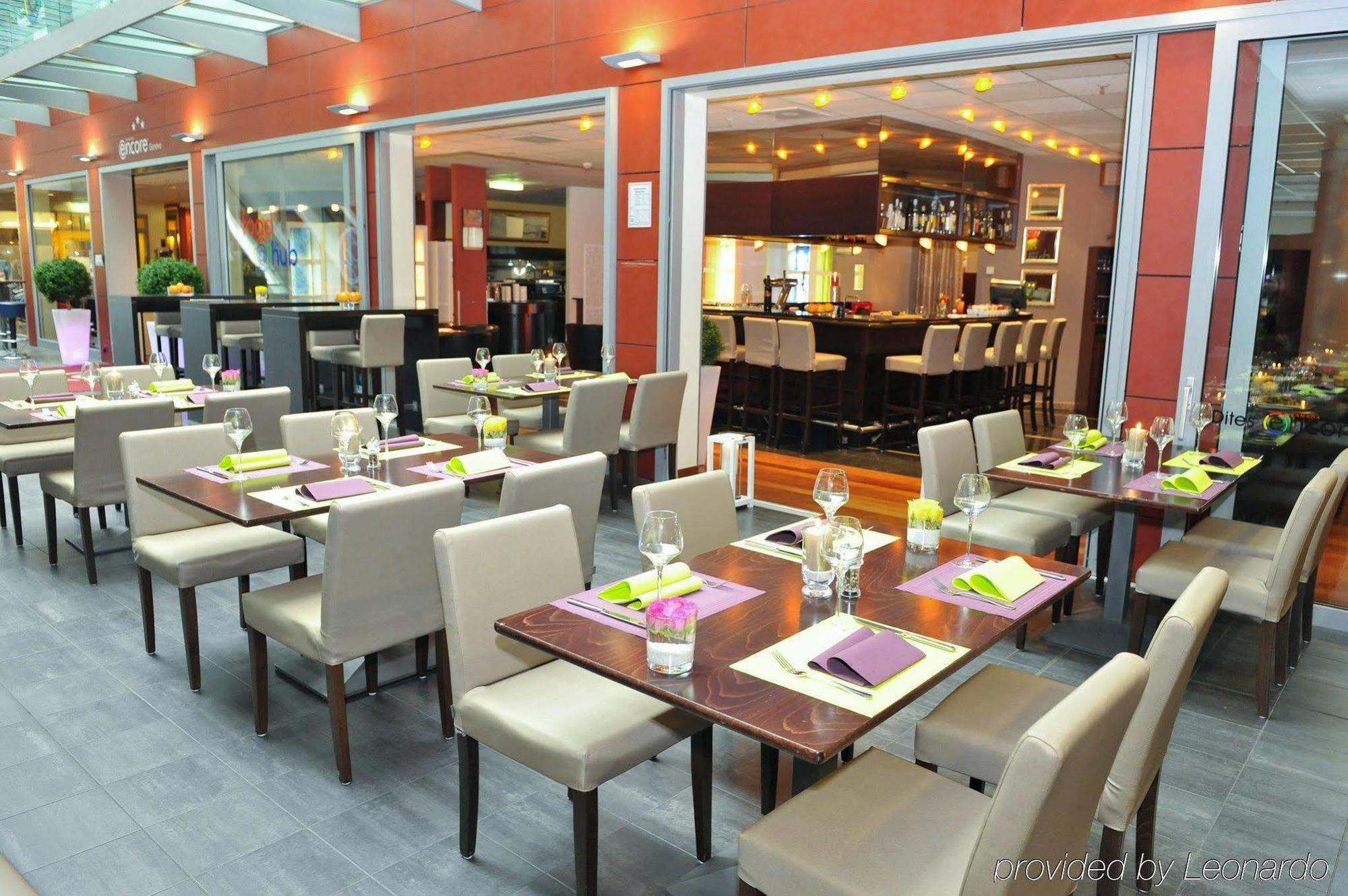 Ramada Encore By Wyndham Geneva Carouge Exterior photo